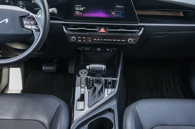 Certified 2025 Kia Niro EX FWD image 14