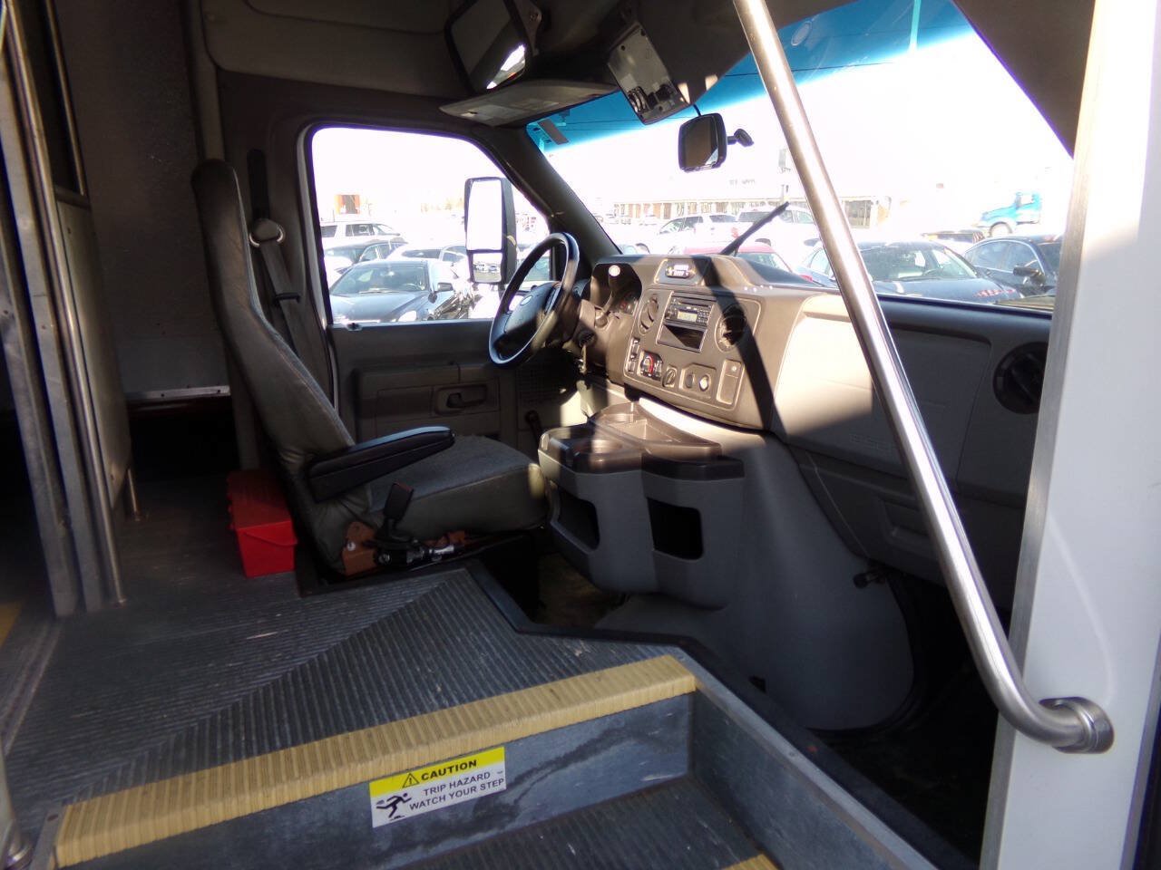 Used 2019 Ford E-450 and Econoline 450 Super Duty w/ Shuttle Bus Prep Package RWD image 21