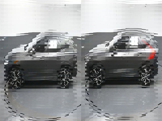 Certified 2023 Volvo XC60 B5 Plus image 45