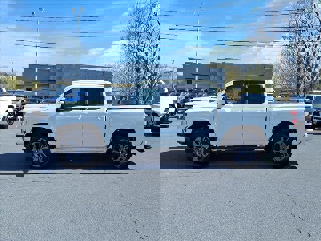 New 2026 Nissan Frontier SV w/ Tow Package image 2