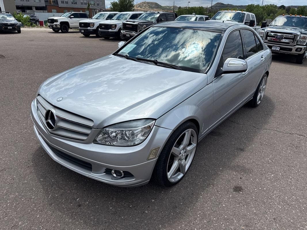 Used 2009 Mercedes-Benz C 300 Sedan image 3