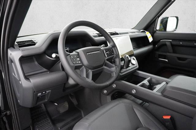 New 2026 Land Rover Defender 110 X-Dynamic SE AWD/4WD image 7