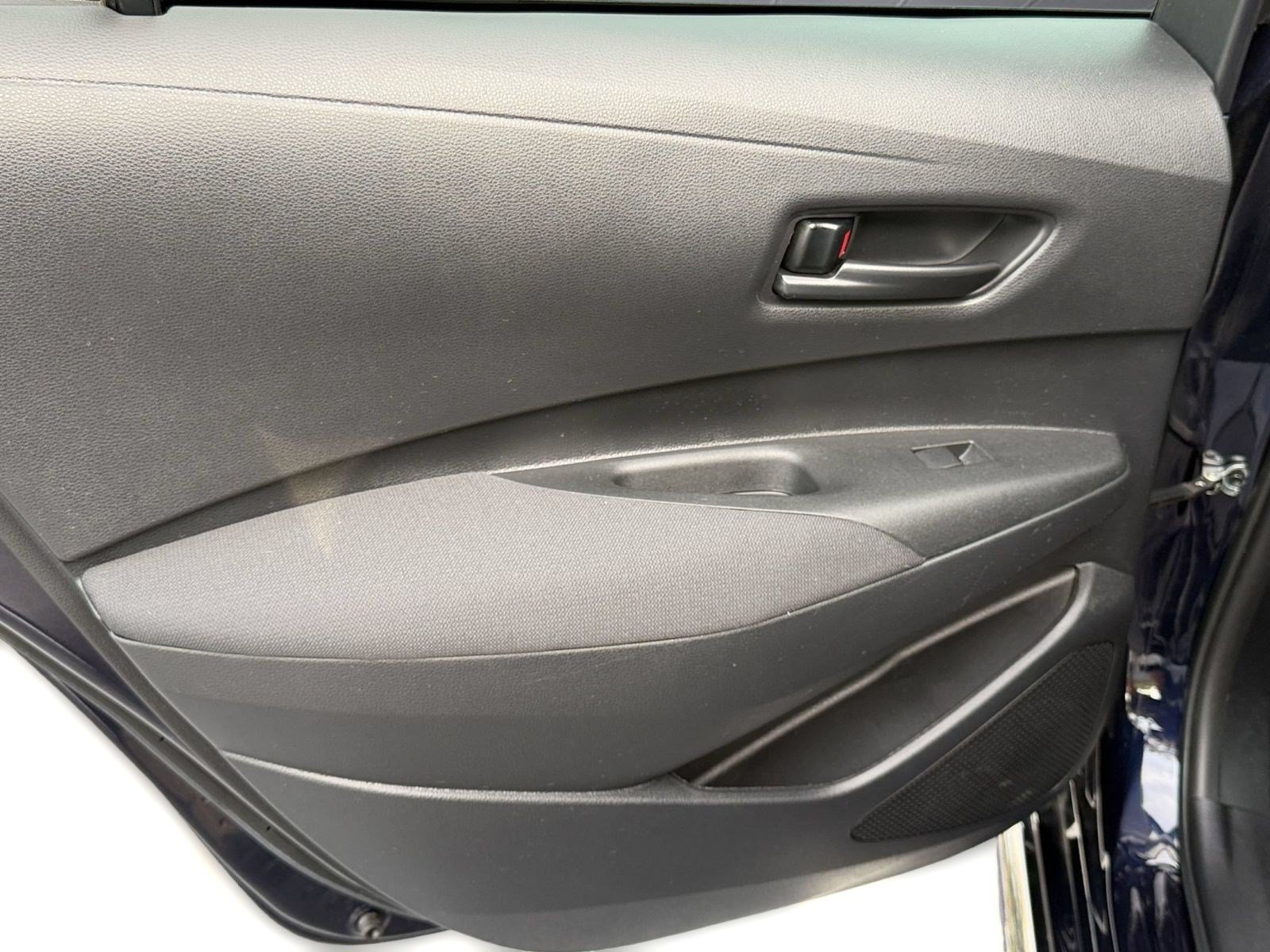 Certified 2022 Toyota Corolla LE FWD image 31