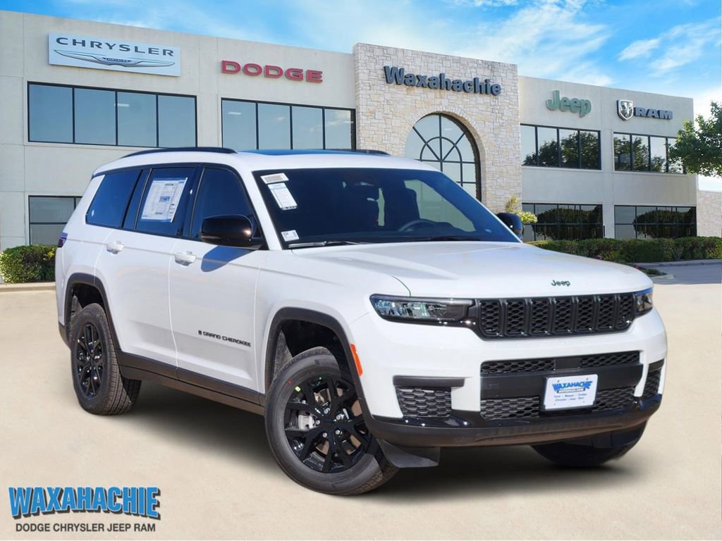 New 2025 Jeep Grand Cherokee L Altitude image 1