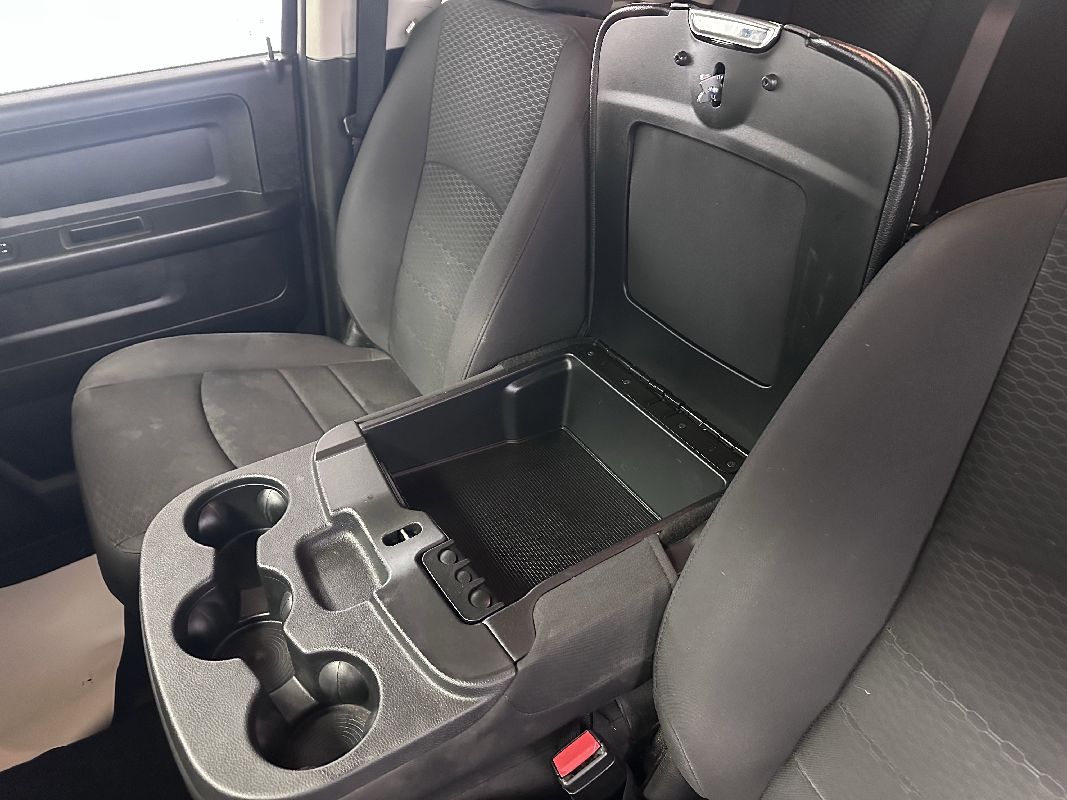 Used 2019 RAM 1500 Express image 37