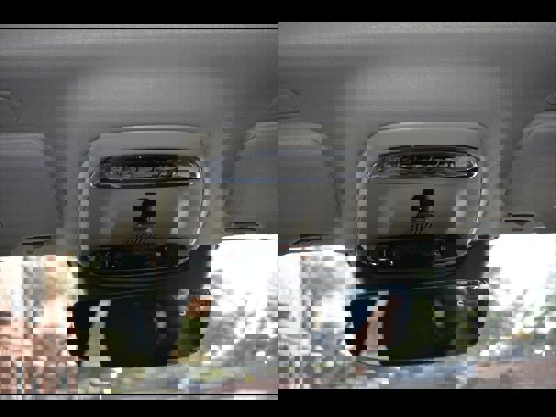 Used 2017 Volvo S90 T5 Momentum w/ Vision Package image 31