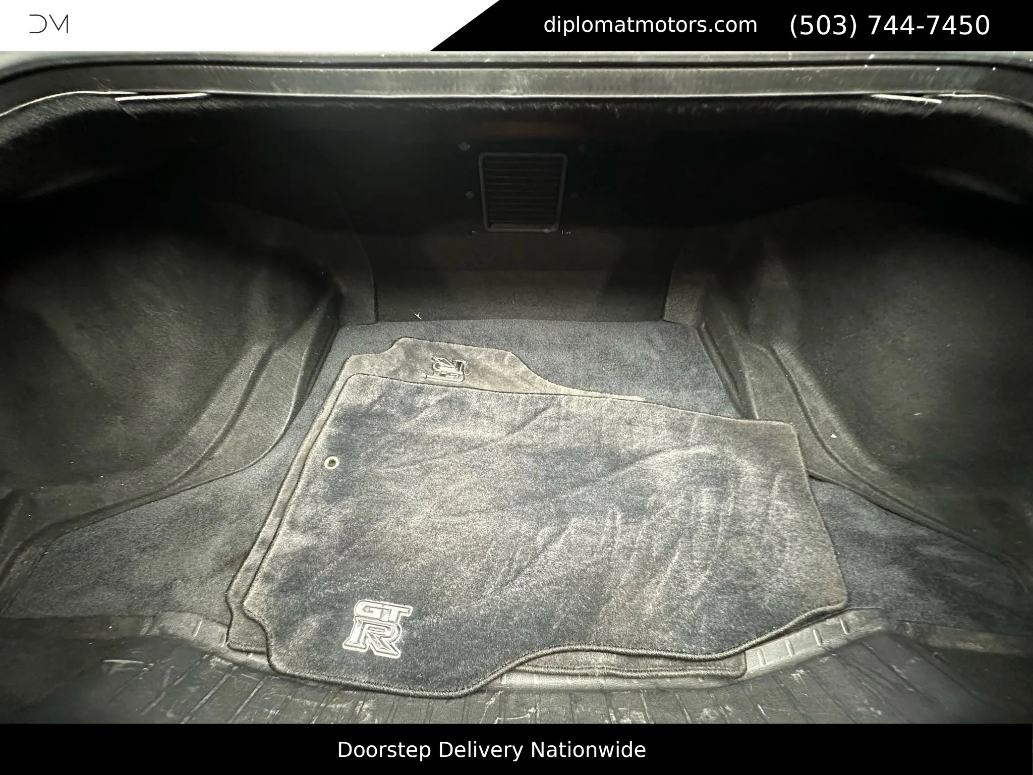 Used 2013 Nissan GT-R Black Edition AWD/4WD image 45