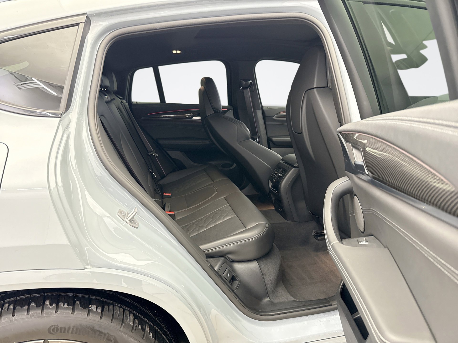 Used 2024 BMW X4 M w/ Competition Package image 18