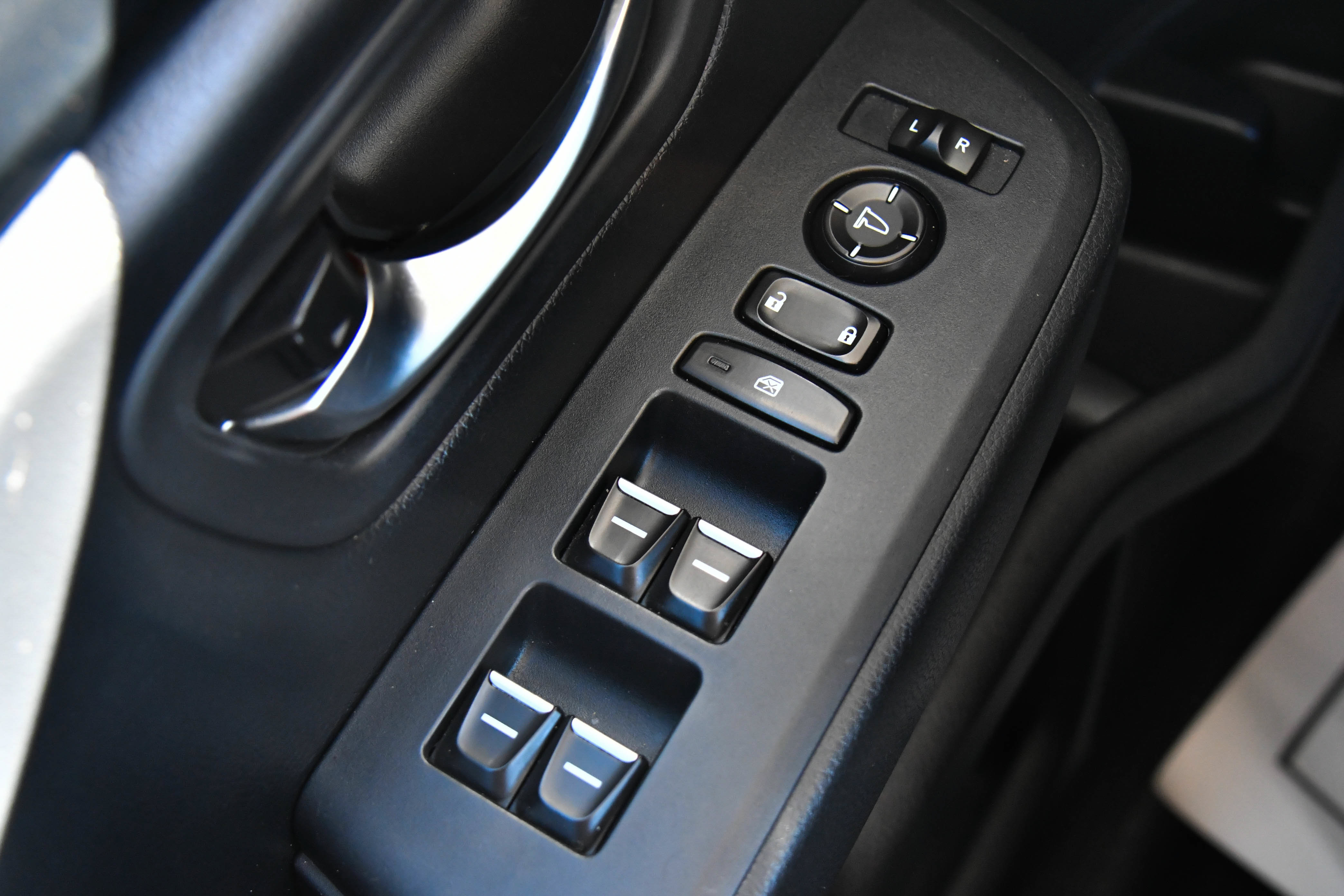 Used 2024 Honda Pilot EX-L image 36