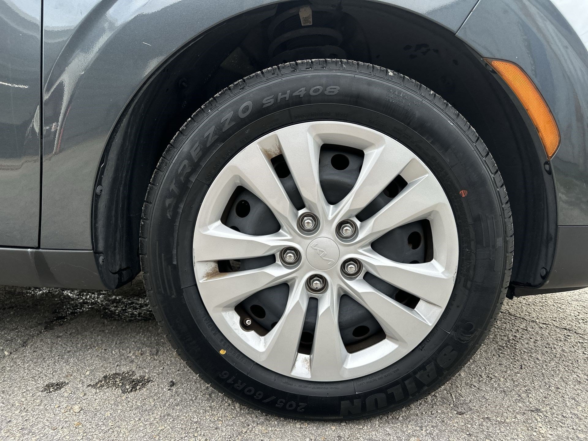 Certified 2023 Kia Soul LX FWD image 18