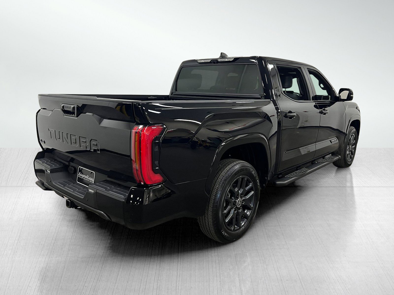 Used 2024 Toyota Tundra Platinum image 7