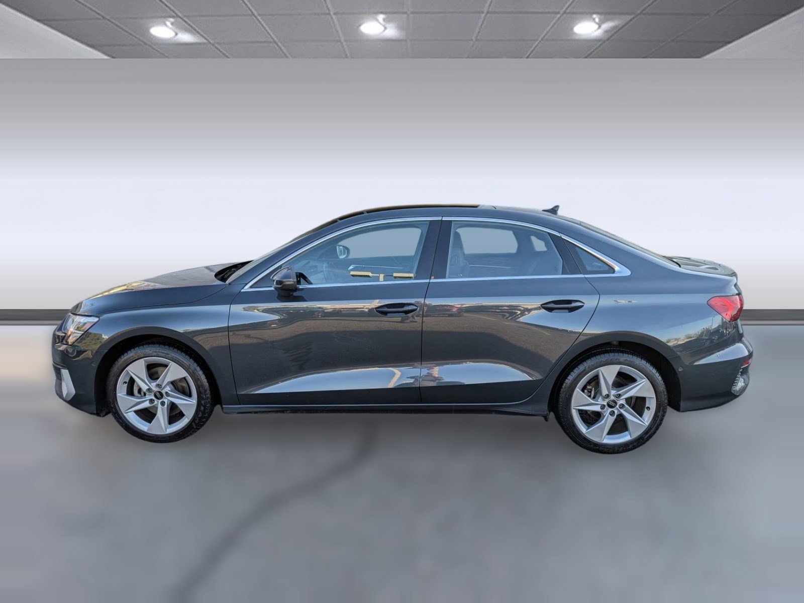 Used 2024 Audi A3 2.0T Premium image 2