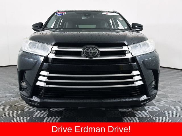 Certified 2018 Toyota Highlander XLE w/ Carpet Mat Package (TMS) image 2