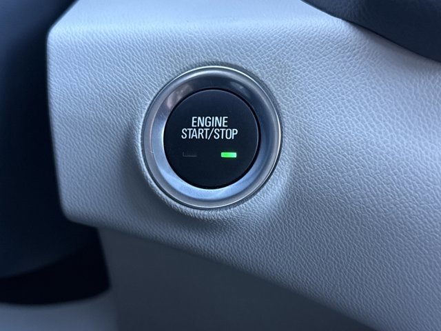 Used 2024 GMC Terrain Denali w/ Denali Premium Package AWD/4WD image 29