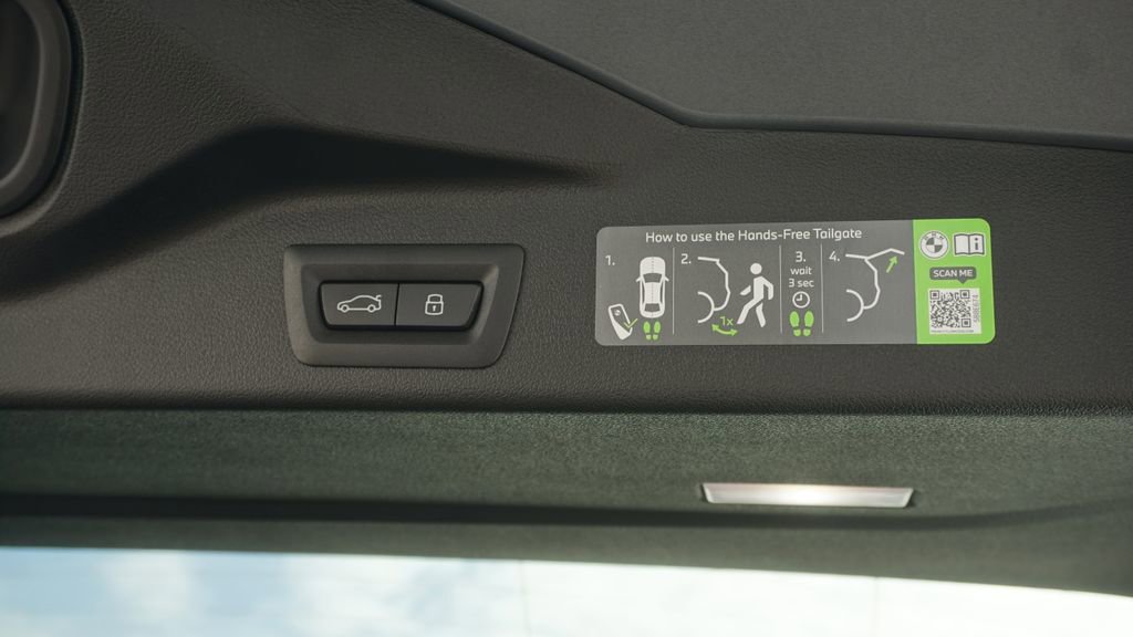 New 2026 BMW X5 M60i image 9