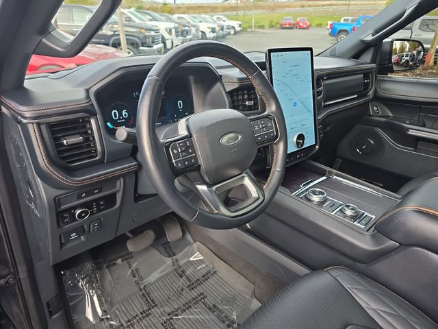 Used 2024 Ford Expedition Max Platinum image 11