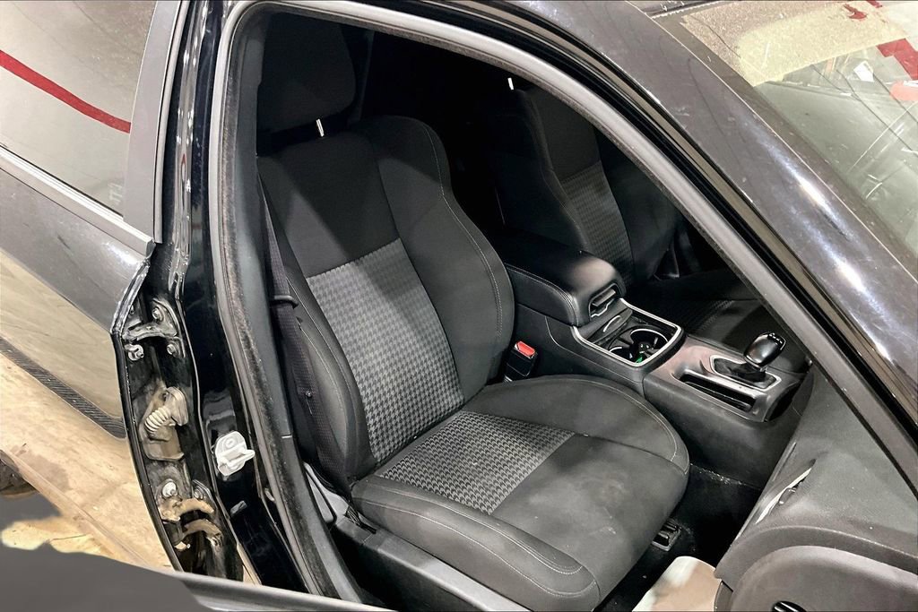 Used 2022 Dodge Charger GT RWD image 4
