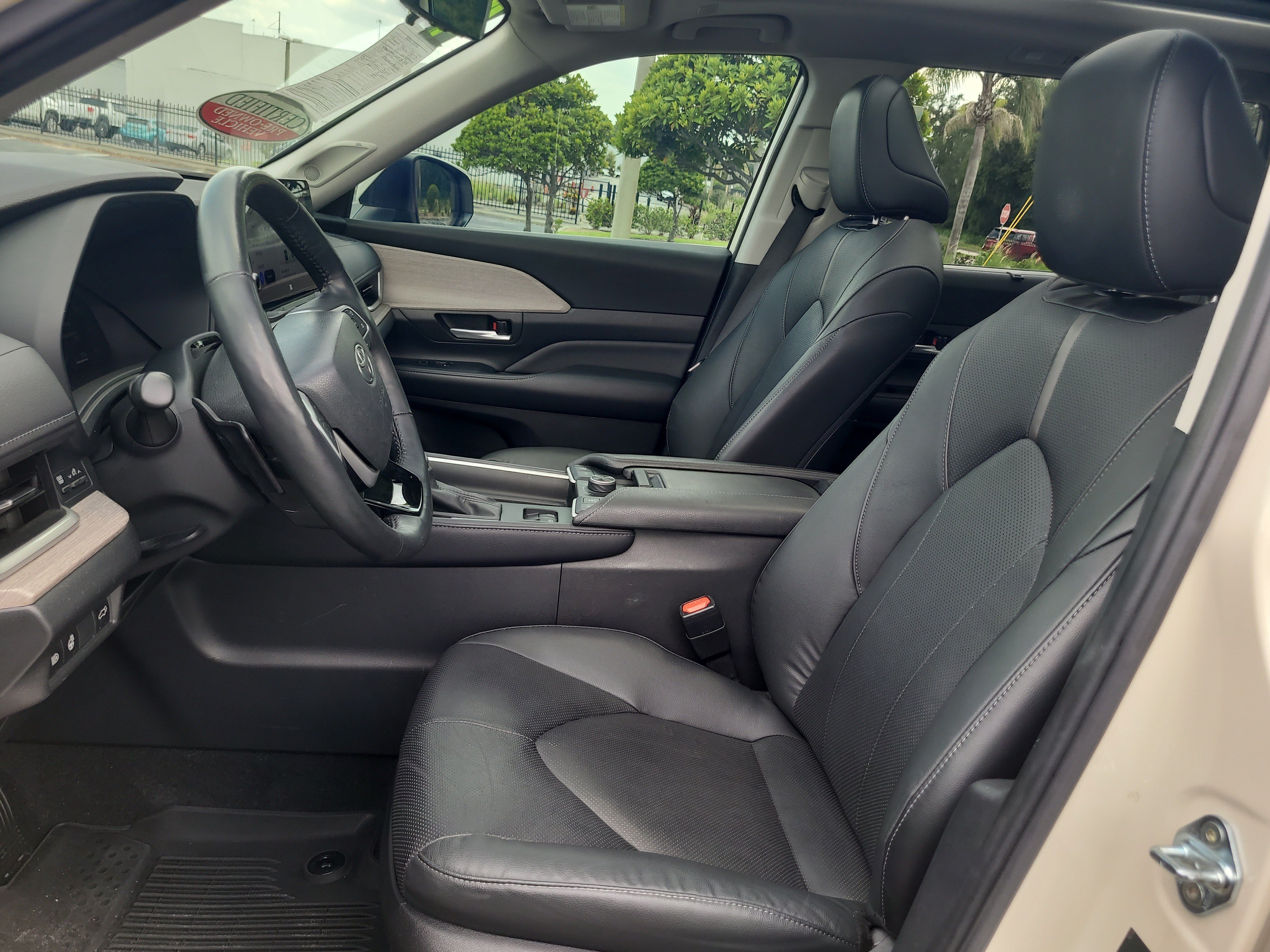 Certified 2024 Toyota Grand Highlander AWD image 22