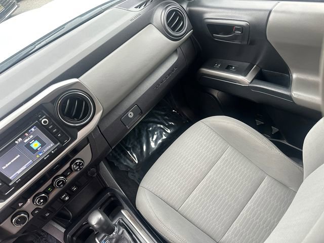 Certified 2018 Toyota Tacoma SR5 image 21