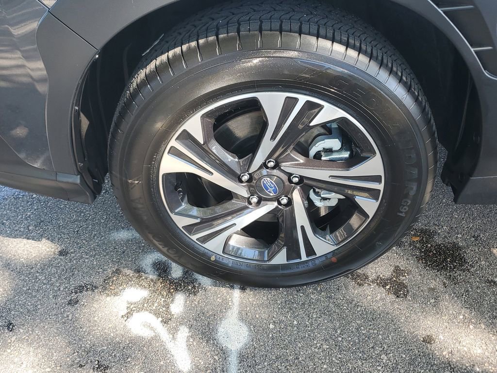 Used 2026 Subaru Crosstrek 2.0i Premium image 11