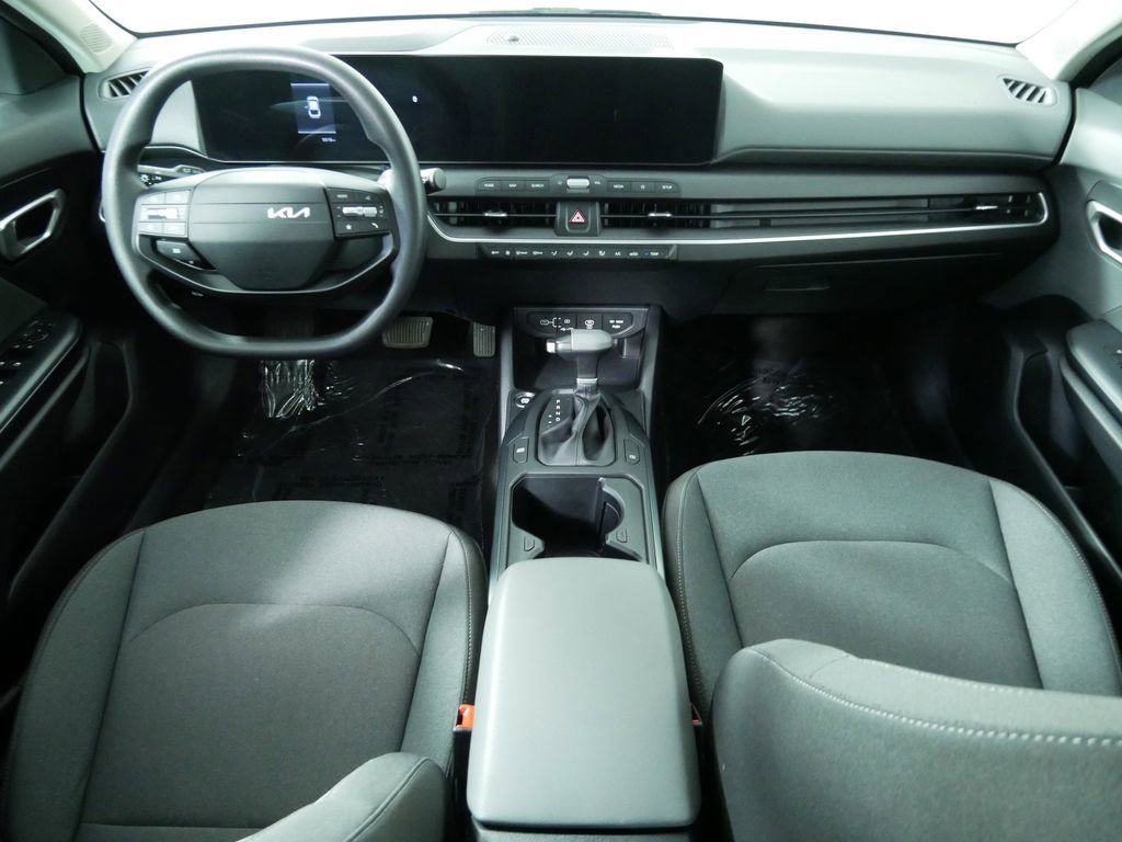 Certified 2025 Kia K4 FWD image 19