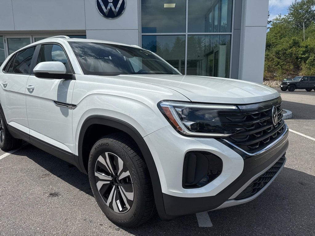 New 2026 Volkswagen Atlas Cross Sport SE image 16