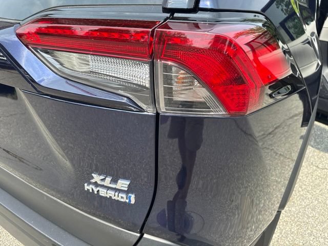 Used 2019 Toyota RAV4 XLE w/ Carpet Mat Package AWD/4WD image 33
