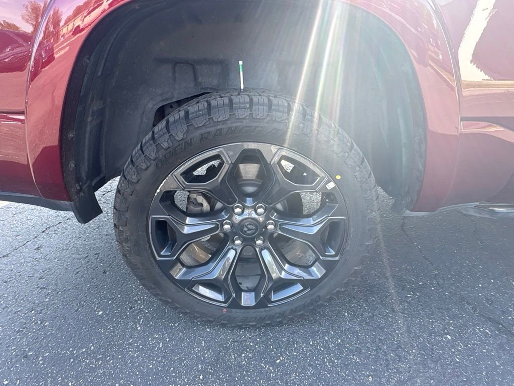 Used 2023 RAM 1500 Limited AWD/4WD image 17