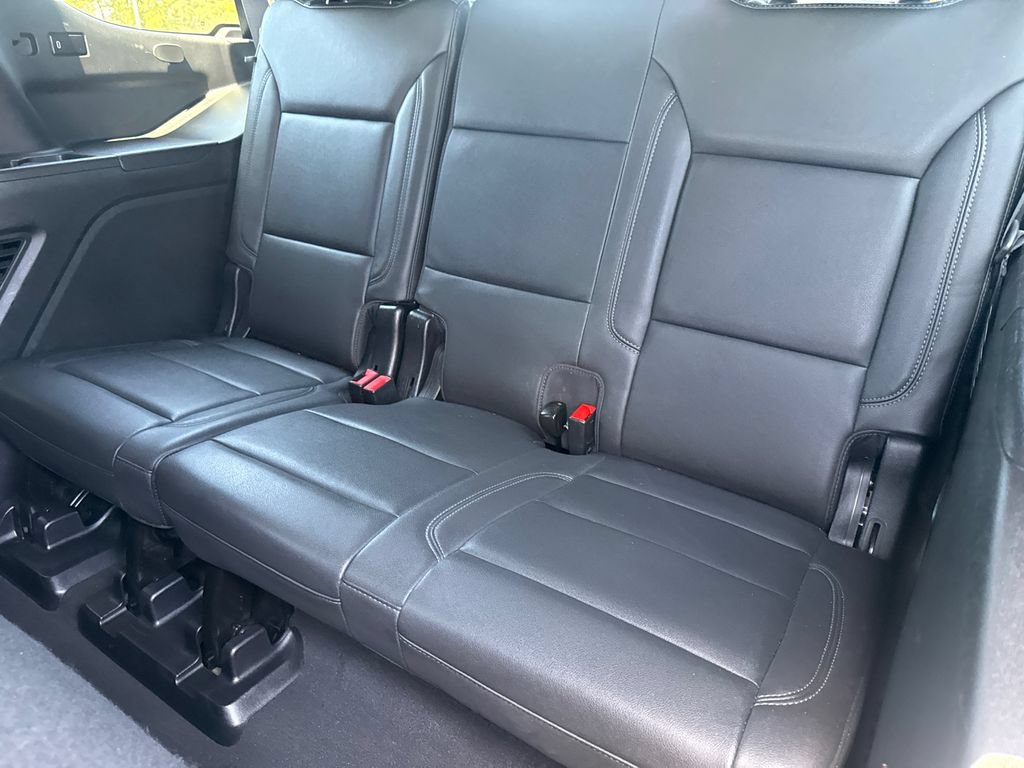 Used 2024 Chevrolet Tahoe LT RWD image 16