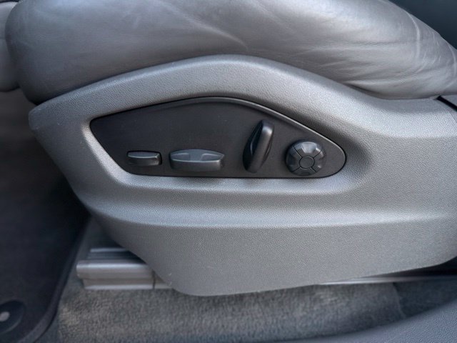 Used 2022 Porsche Cayenne AWD/4WD image 14