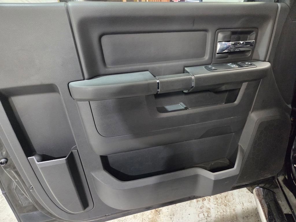 Used 2012 RAM 1500 Express image 9