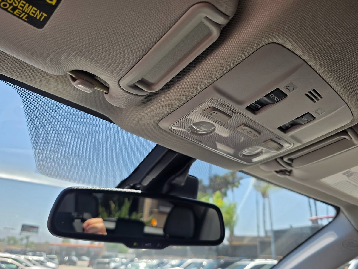 Used 2015 Toyota RAV4 Limited w/ Technology Package FWD image 46