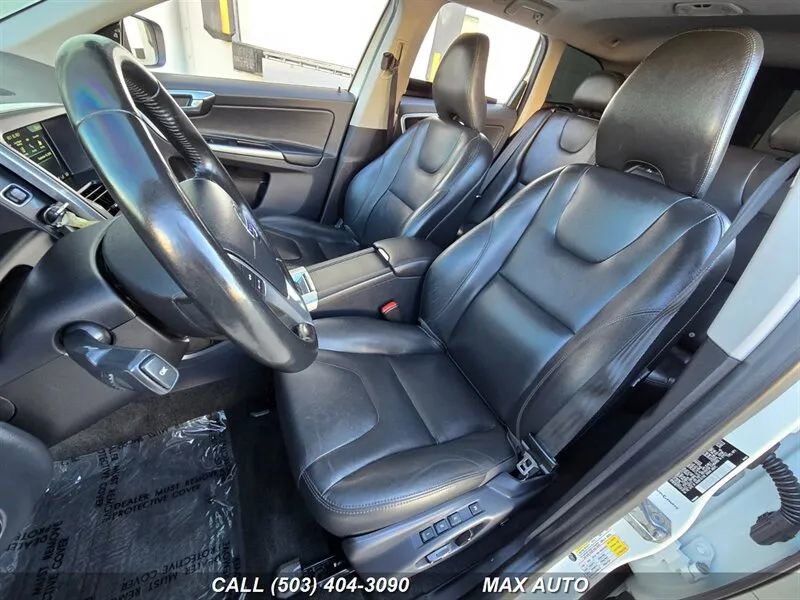 Used 2015 Volvo XC60 T5 Platinum image 13