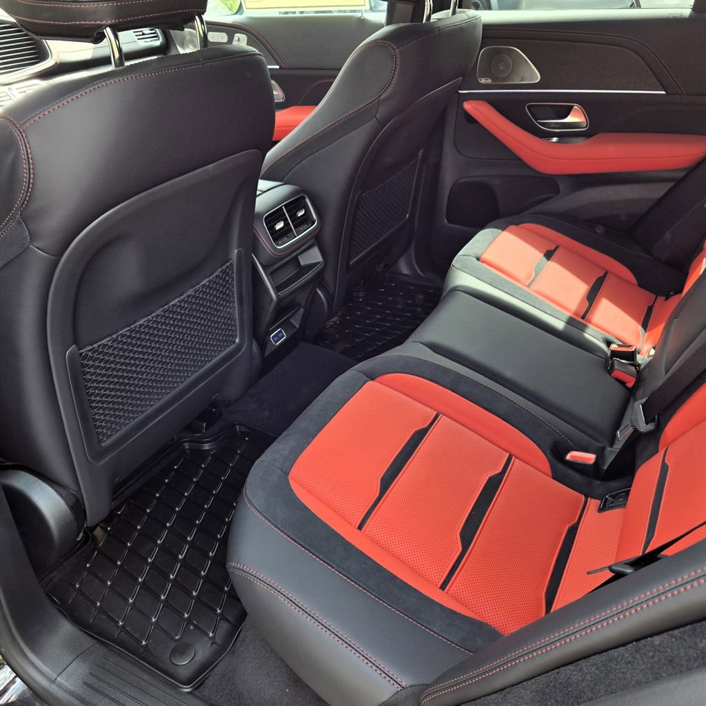 New 2026 Mercedes-Benz GLE 53 AMG 4MATIC Coupe image 5