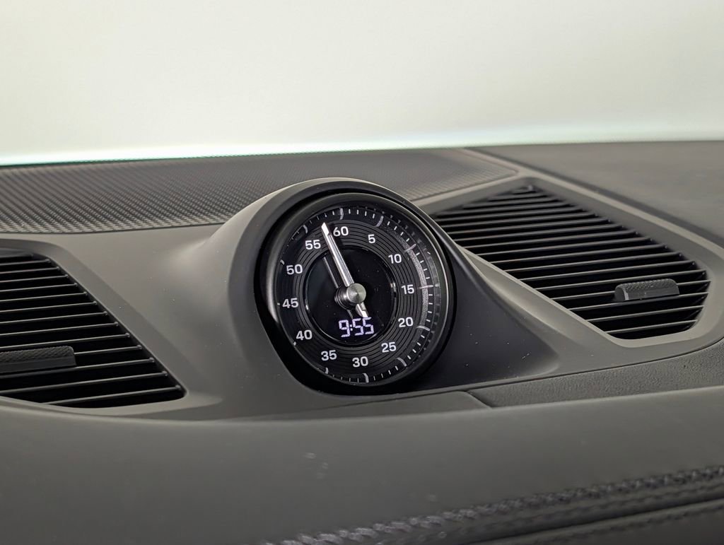 New 2026 Porsche Cayenne GTS image 31