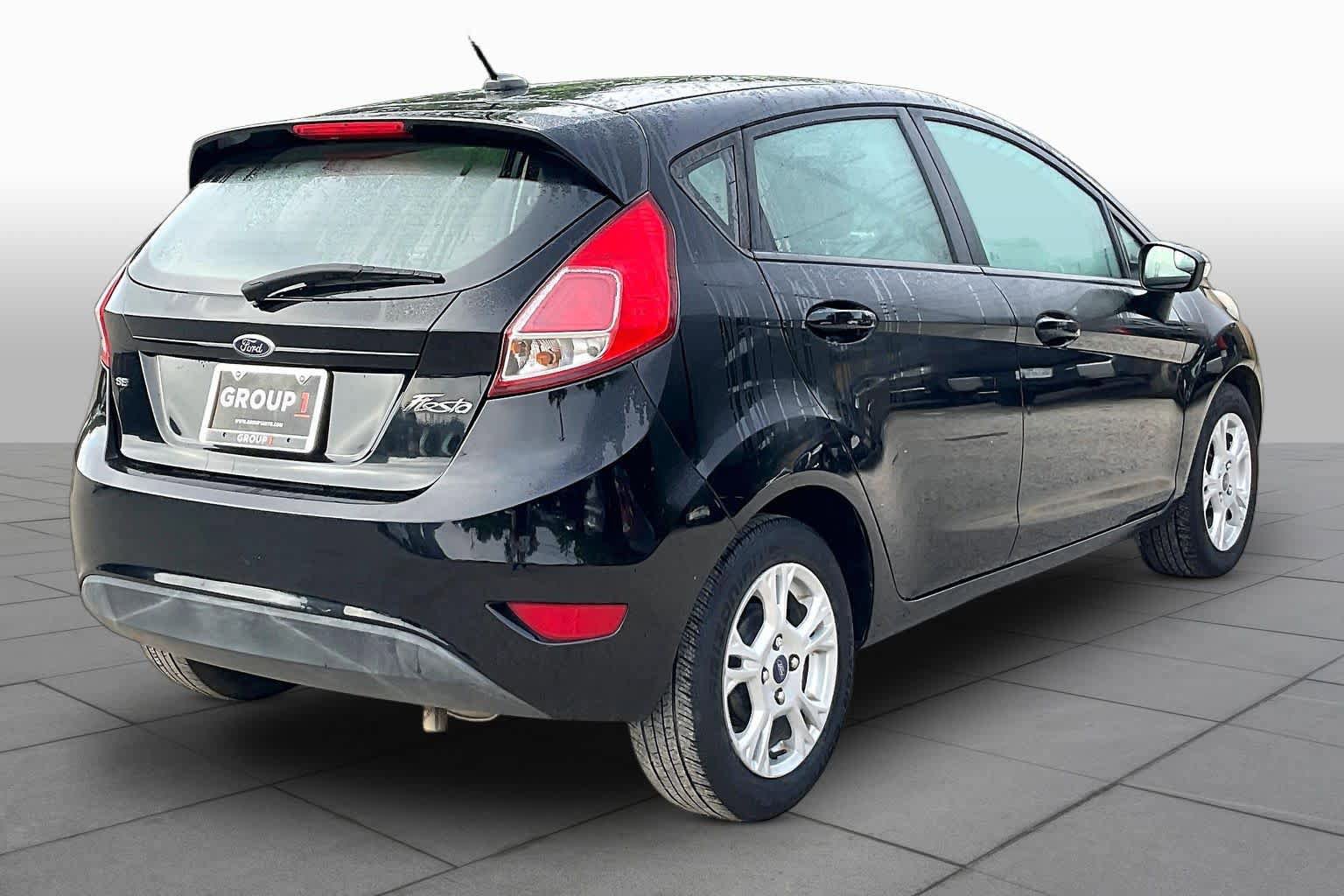 Used 2016 Ford Fiesta SE FWD image 13