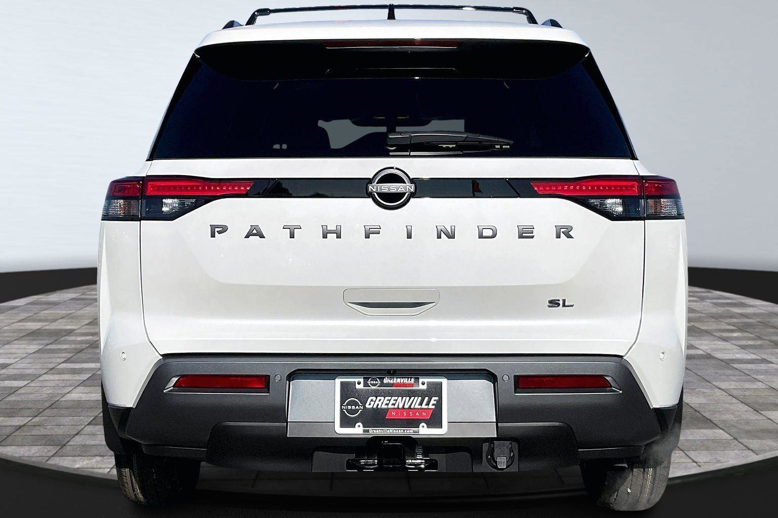 New 2026 Nissan Pathfinder SL image 5