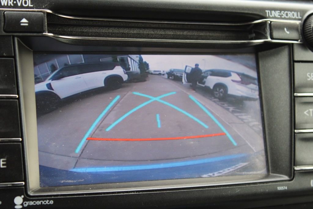 Used 2017 Toyota RAV4 XLE image 38