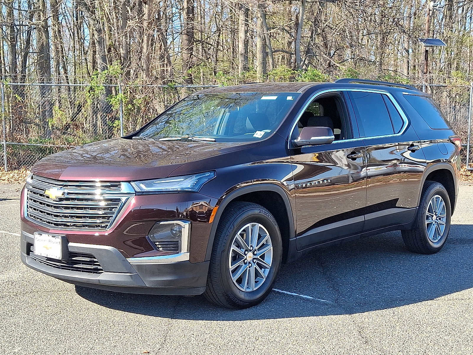 Used 2023 Chevrolet Traverse LT AWD/4WD image 3