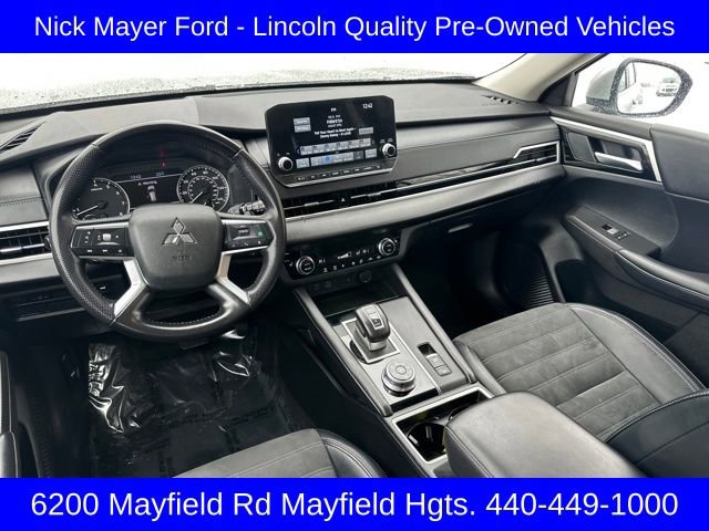 Used 2024 Mitsubishi Outlander image 26