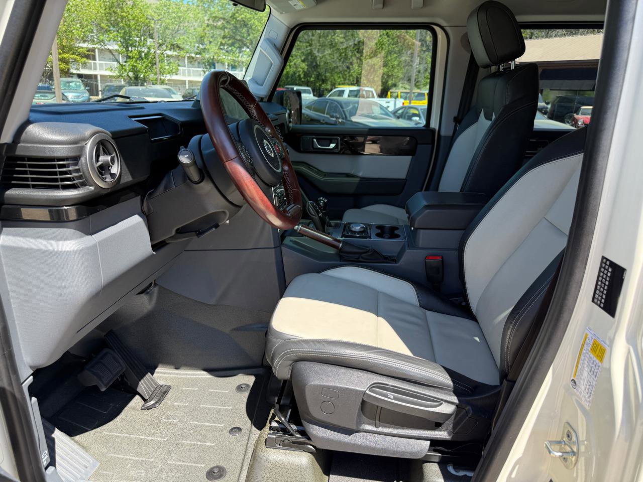 Used 2024 INEOS Grenadier image 10