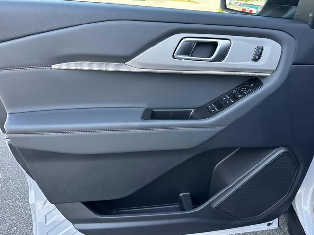 New 2026 Ford Explorer Active w/ Active Comfort Package image 24