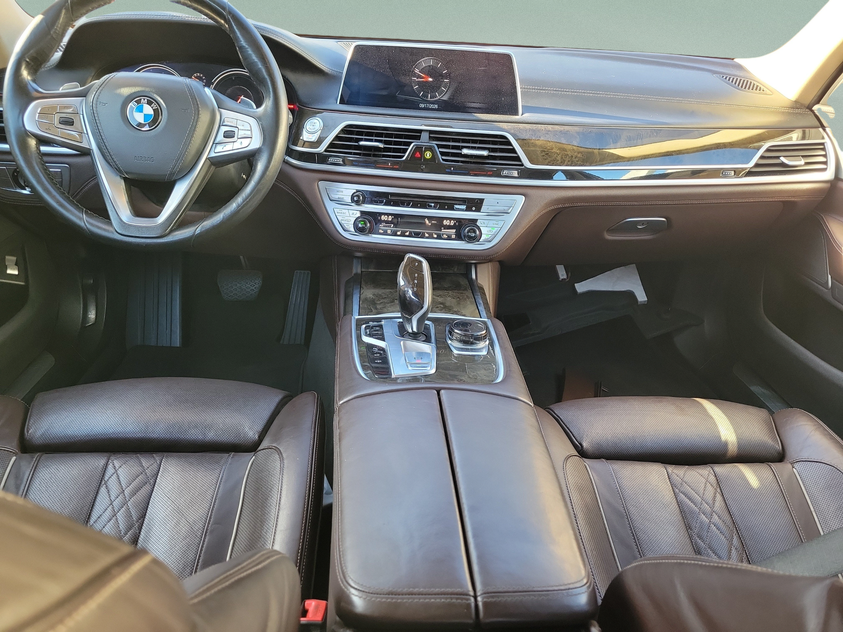 Used 2016 BMW 740i RWD image 9