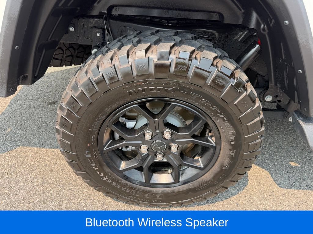 Certified 2025 Jeep Gladiator Sport AWD/4WD image 16
