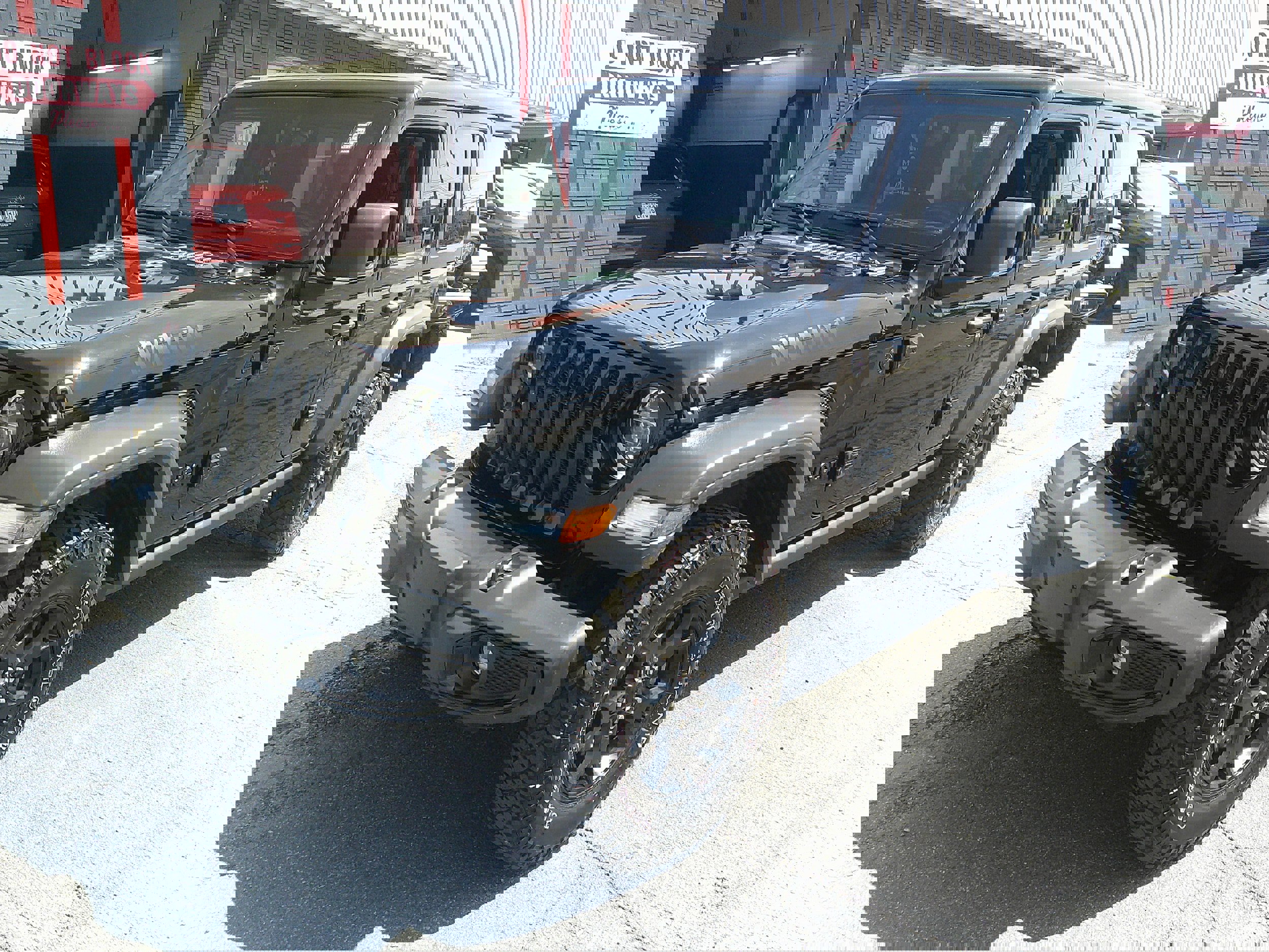 Used 2021 Jeep Wrangler Unlimited Sport image 12