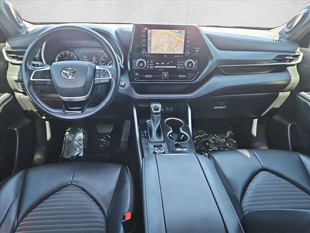 Used 2022 Toyota Highlander XSE AWD/4WD image 19