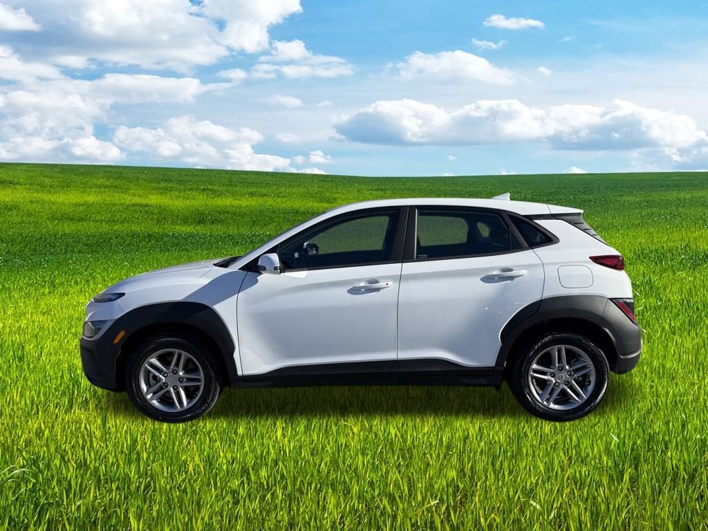 Certified 2023 Hyundai Kona SE w/ Cargo Package image 5