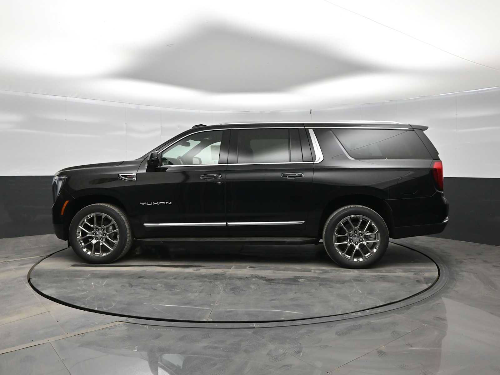 New 2026 GMC Yukon XL Elevation image 5