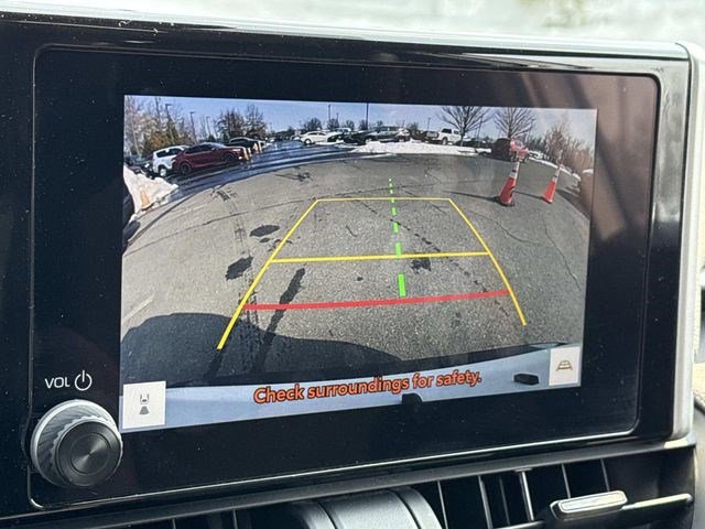 Used 2025 Toyota RAV4 XLE image 20