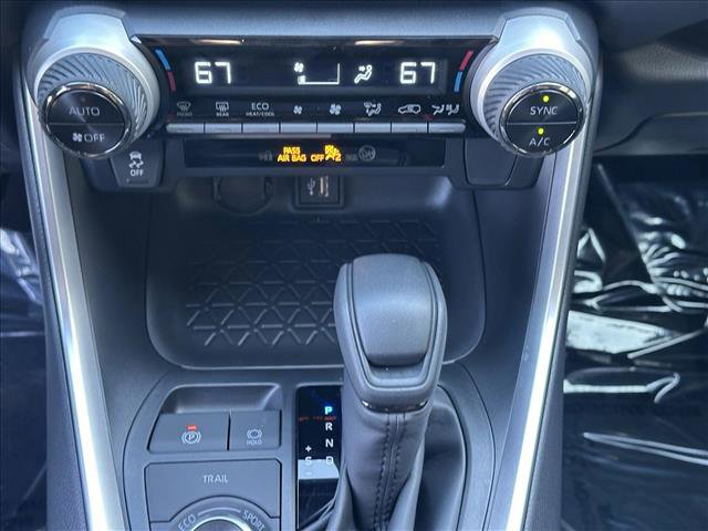 New 2025 Toyota RAV4 XLE image 18